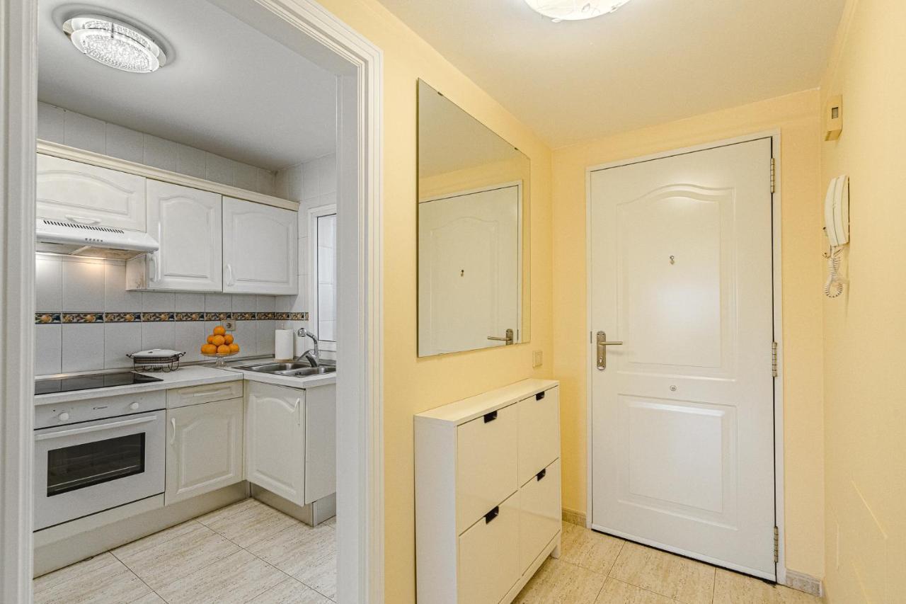 Red Large Family Apartment, Three Floors, 10 Guests Costa Adeje  Eksteriør bilde