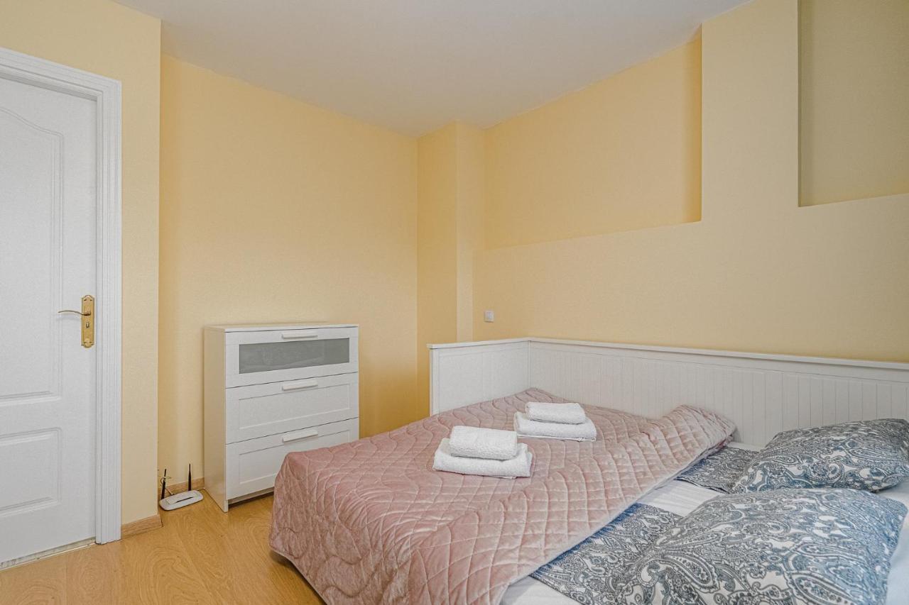 Red Large Family Apartment, Three Floors, 10 Guests Costa Adeje  Eksteriør bilde